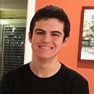 Meet your Posher, Casey